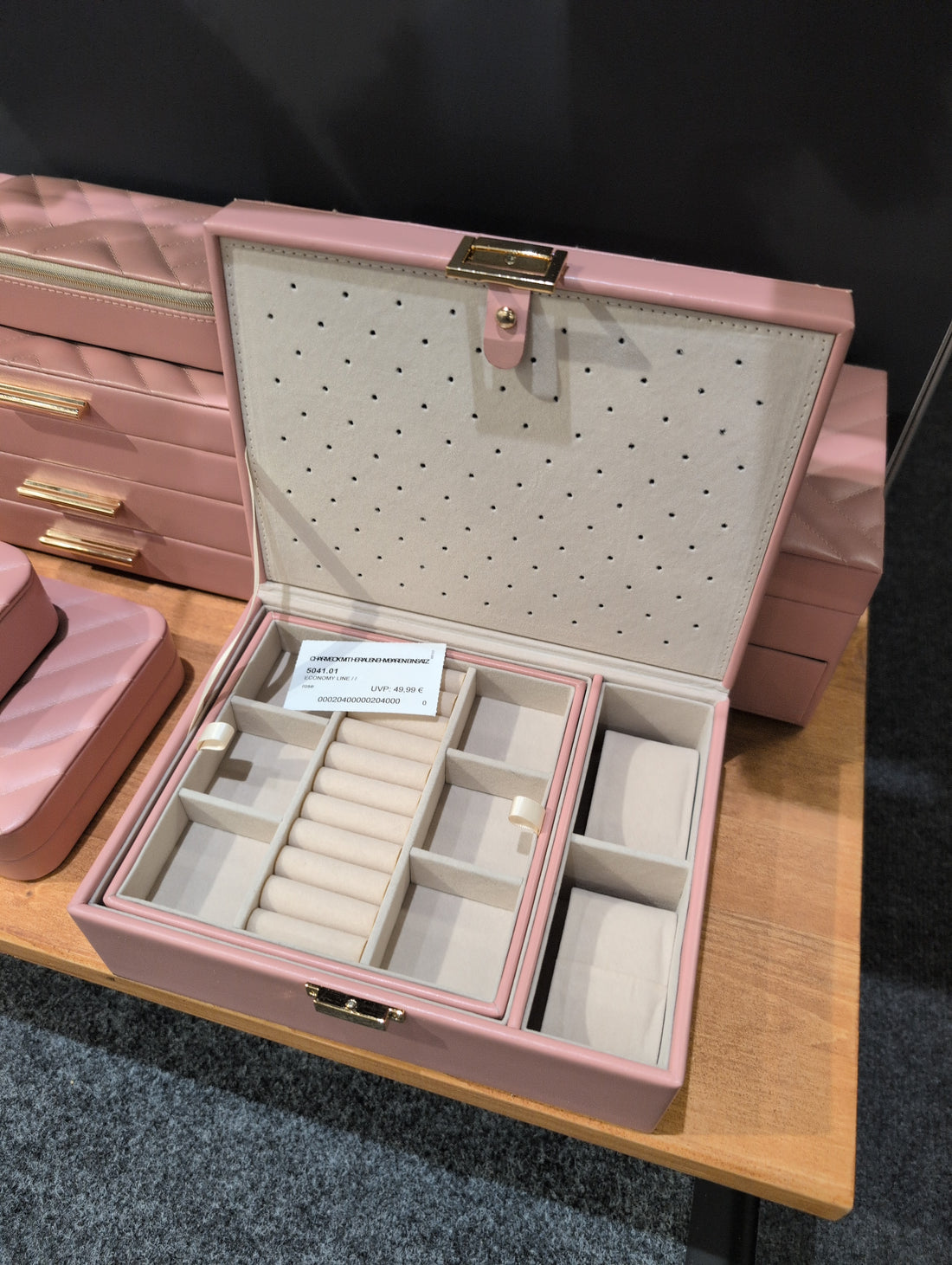 Charmbox mit 1 herausnehmbaren Einsätze essentials / rosé
